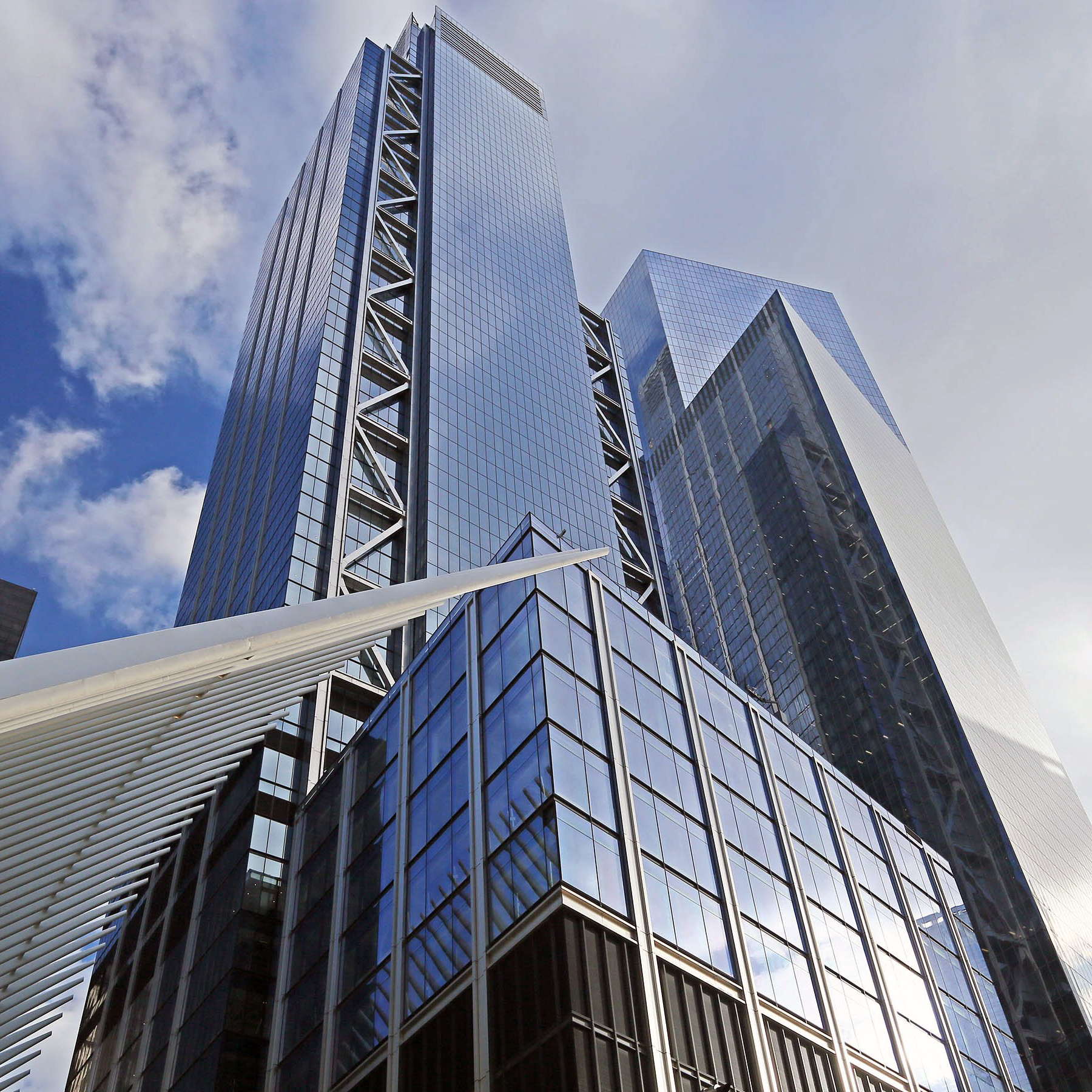 One World Trade Center in a Glass of its Own - USGlass Magazine & USGNN  Headline News